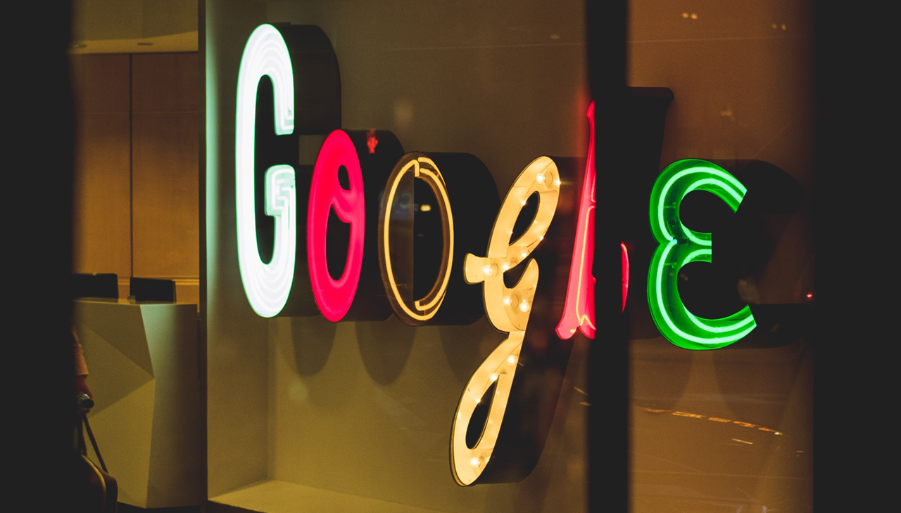 Google and AI content in e-commerce. Everything you should know in 2023.